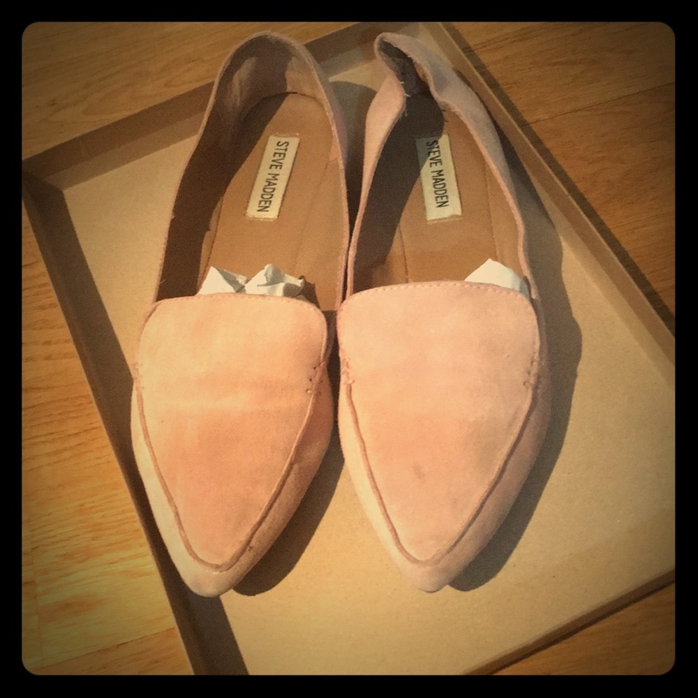 steve madden suede flat size8